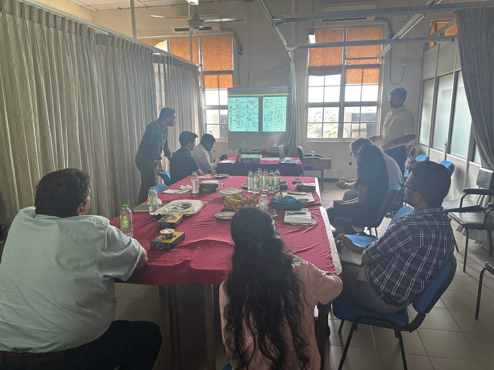 𝐒𝐭𝐫𝐞𝐧𝐠𝐭𝐡𝐞𝐧𝐢𝐧𝐠 𝐓𝐢𝐞𝐬 𝐭𝐡𝐫𝐨𝐮𝐠𝐡 𝐏𝐫𝐨𝐝𝐮𝐜𝐭𝐢𝐯𝐞 𝐌𝐞𝐞𝐭𝐢𝐧𝐠𝐬 𝐰𝐢𝐭𝐡 𝐃𝐮𝐤𝐞 𝐃𝐞𝐥𝐞𝐠𝐚𝐭𝐞𝐬 - 𝐌𝐚𝐲 𝟐𝟎𝟐𝟓 image 3